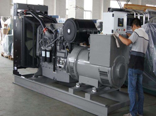 华亭柴油发电机空气滤清器堵塞会对发电机组产生哪些影响？