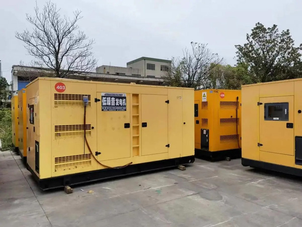 华亭干式空气滤清器和湿式空气滤清器有什么区别？