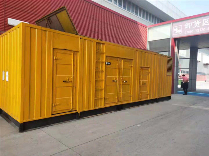 华亭国内外发电机组租赁合同在明确设备维护责任方面有哪些不同做法？