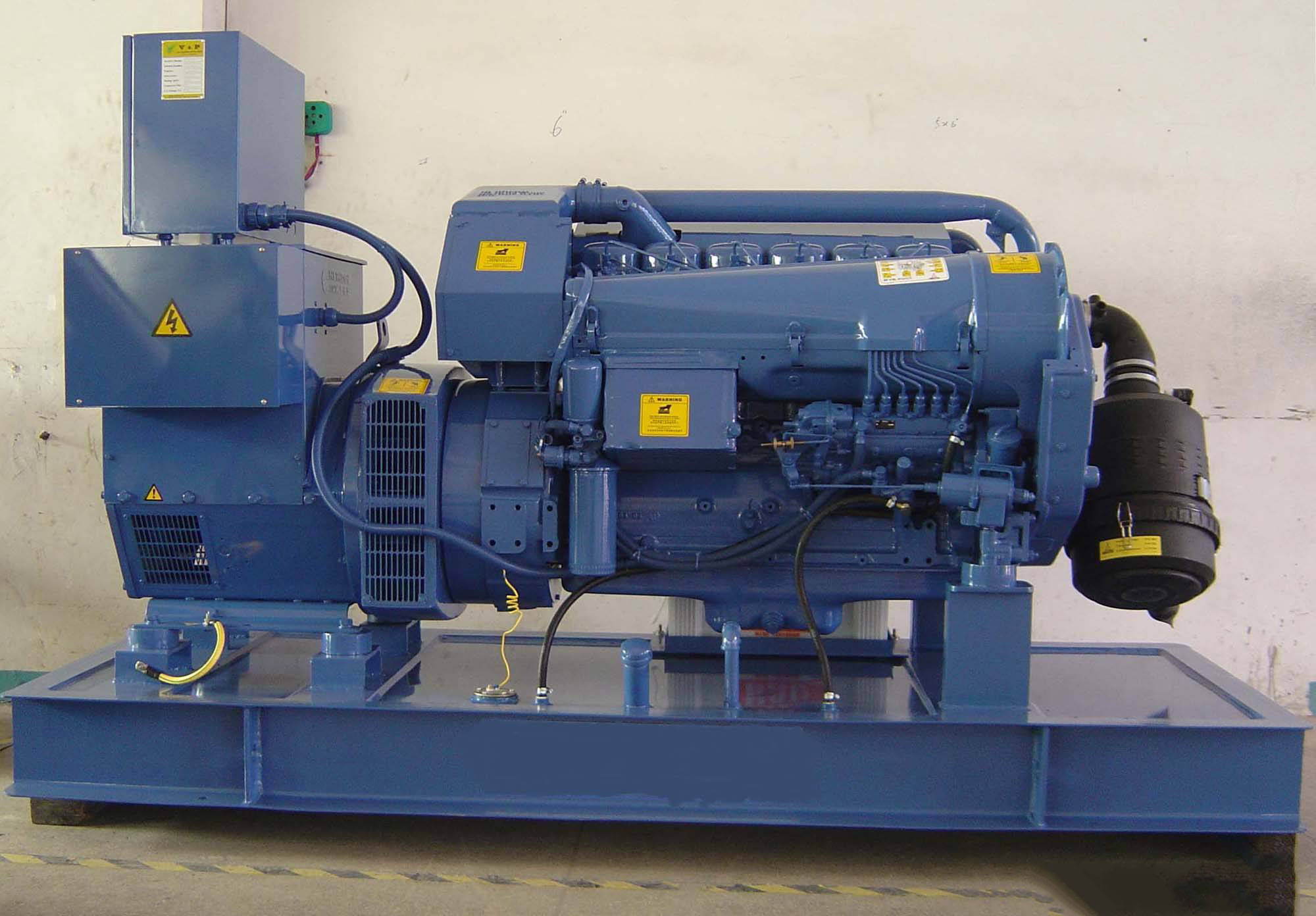 华亭汽油发电机组冬季启动前，电瓶需要做哪些检查和维护？